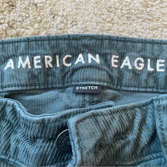 American Eagle mom straight jean corduroy - Picture 9 of 9